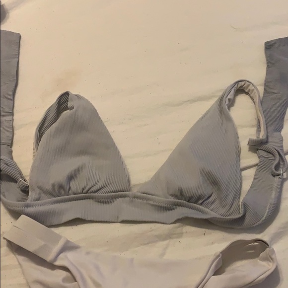 a bikini size small top and bottom. - Picture 3 of 3